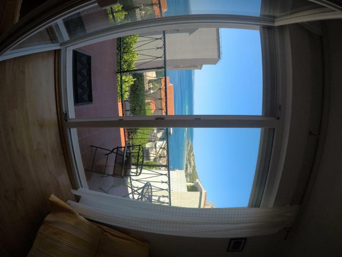Apartman Kalajzic Omiš Buitenkant foto